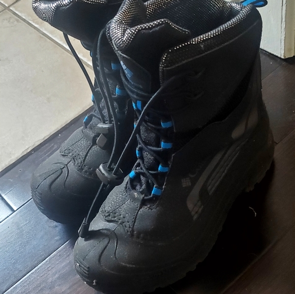 Boys Waterproof Boots - Picture 1 of 3